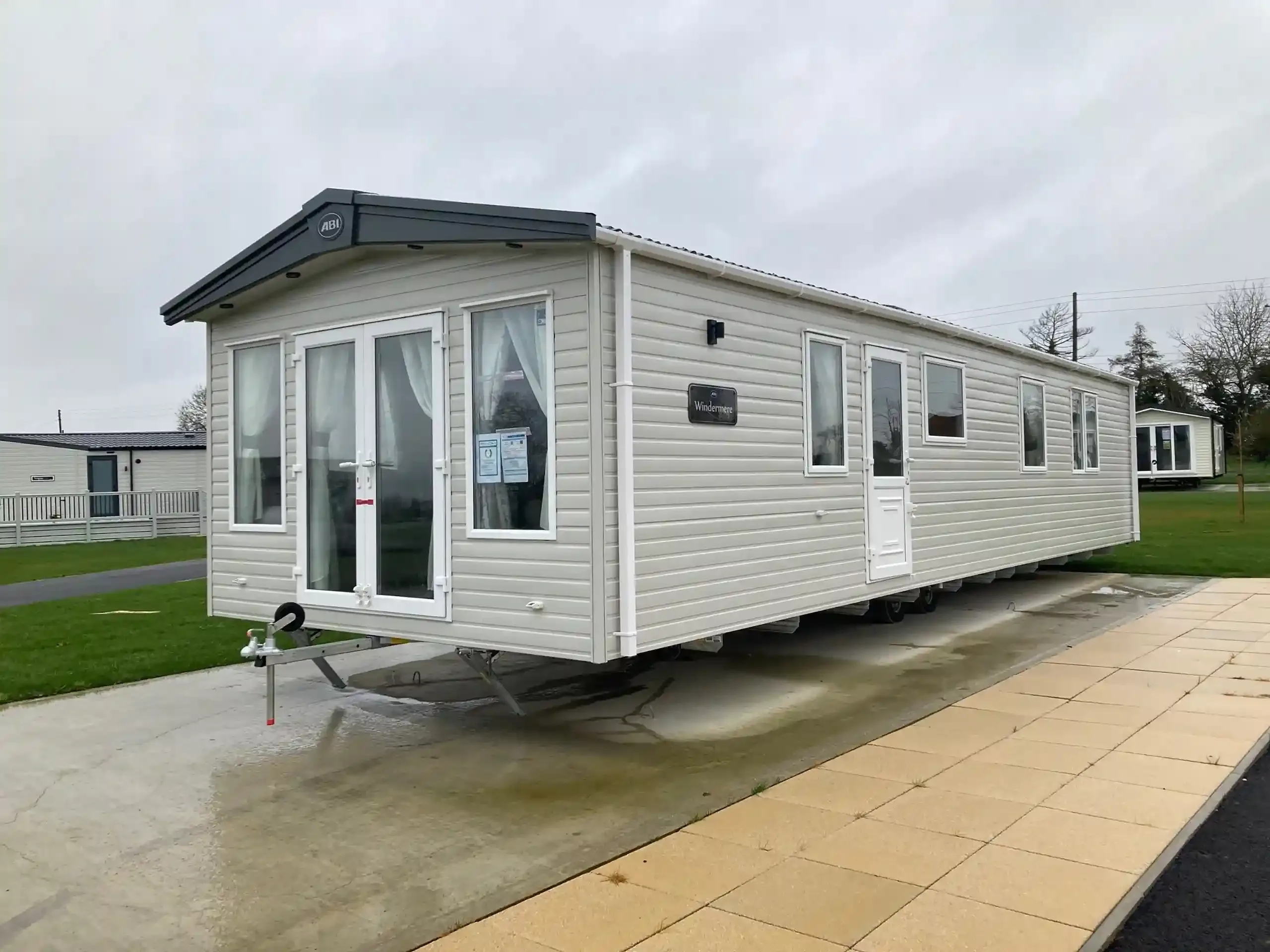 2023 ABI Windermere 40x13