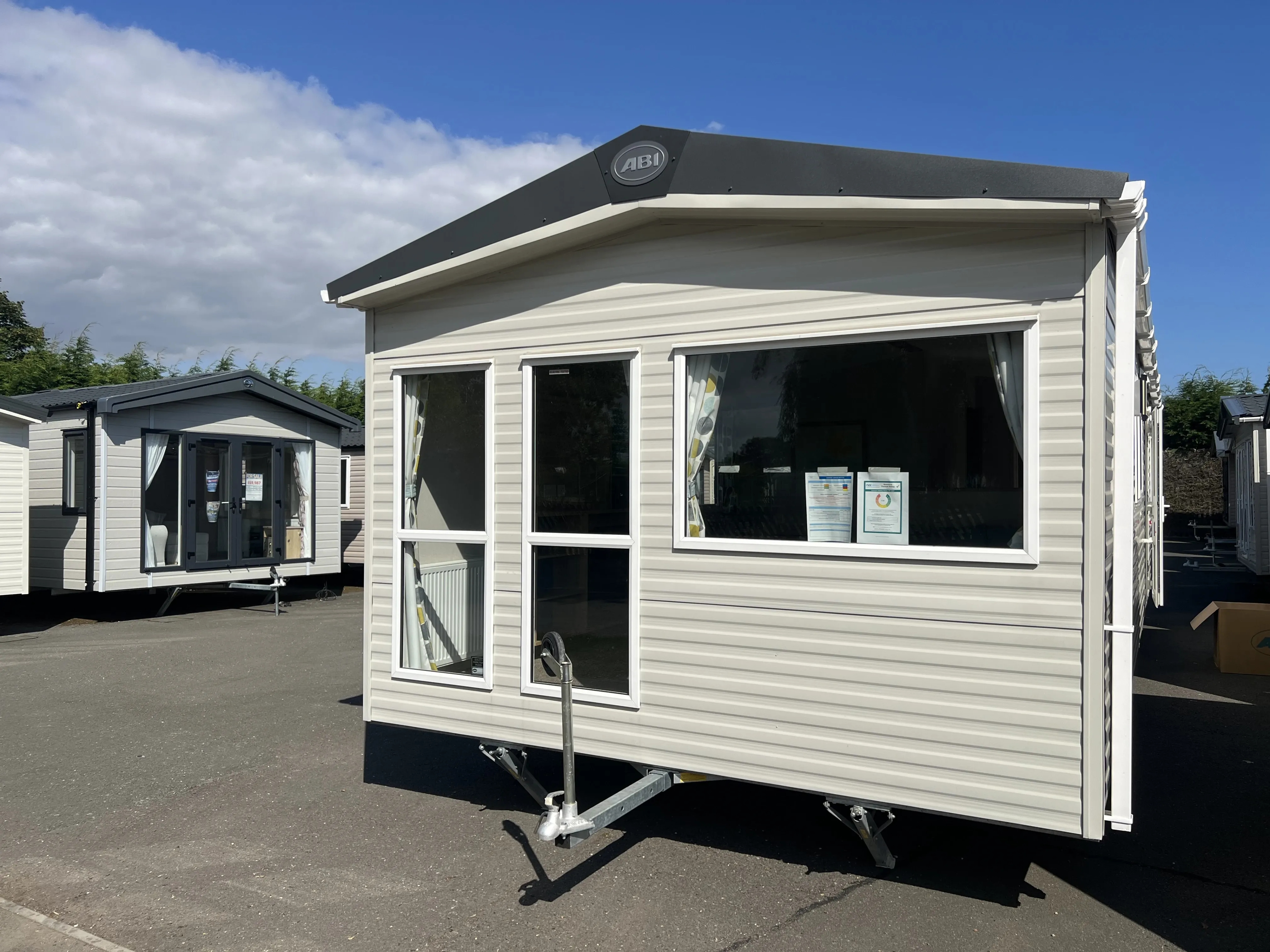 ABI Coworth Deluxe 38x12x2 bed 2023