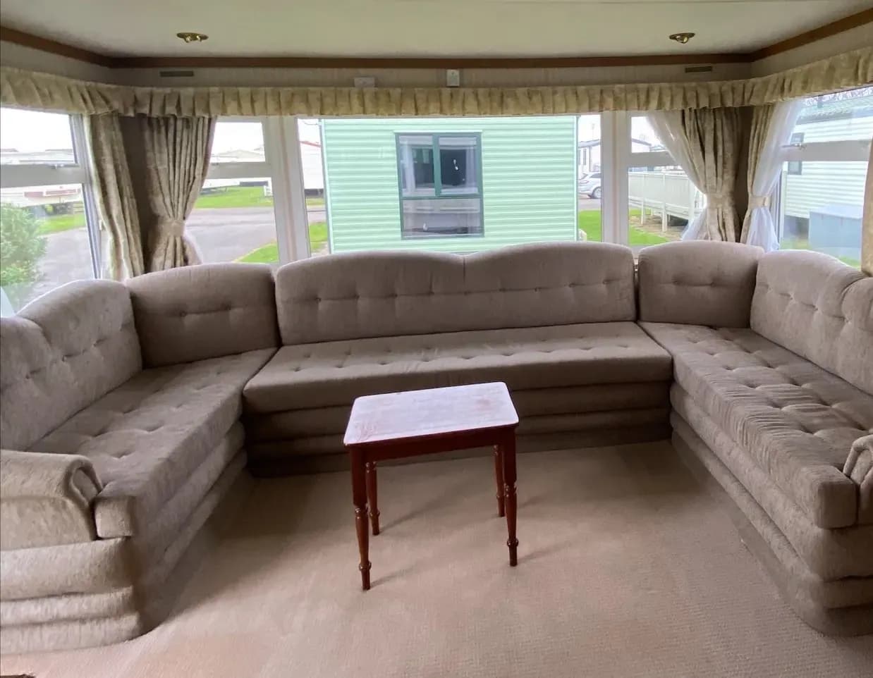 Abi Lincs Supreme 35x12 2 bed 2000 Living room